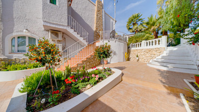 4 bedrooms, 2 bathrooms unknown in Calpe